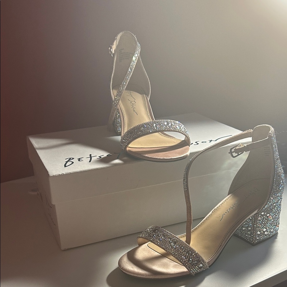 Betsey Johnson Glittering champagne was Heels -Mari sandals - Picture 3 of 5